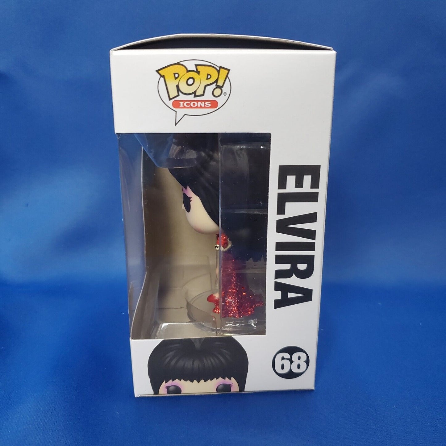 Funko POP 68 Elvira Diamond Red Glitter Dress 40 YEARS W Pop Protector