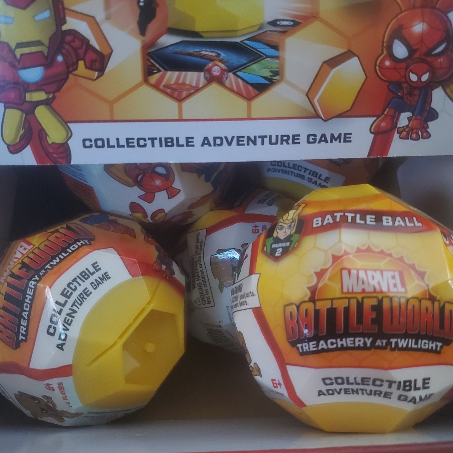 Lot of 16 Battle Ball Marvel World Treachery Twilight S2 Includes Display Box